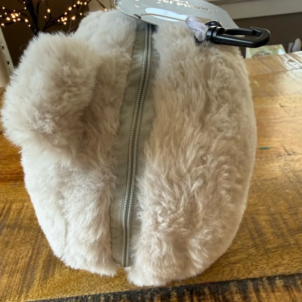 NWT,  2-in-1 Travel Pillow and Eye Mask in a Compact Zippered Bear w/ Clip On‎